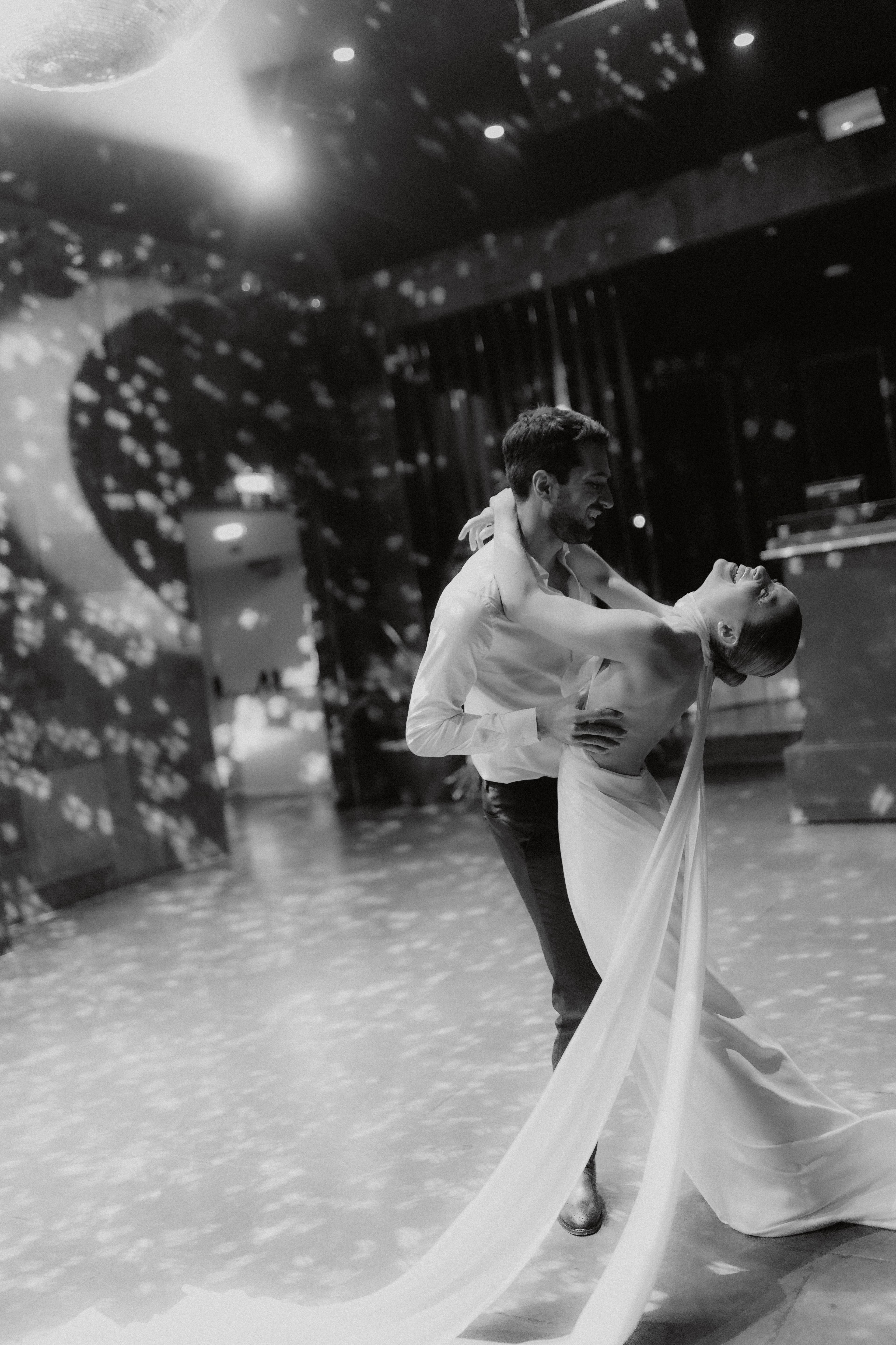 Le Club Indoor - After-Party & Dancing